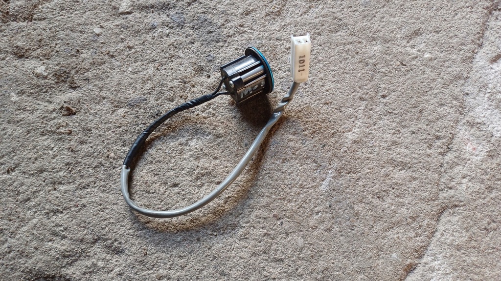 фото №1, Mazda 3 09-13 bl ручка кришки кнопка