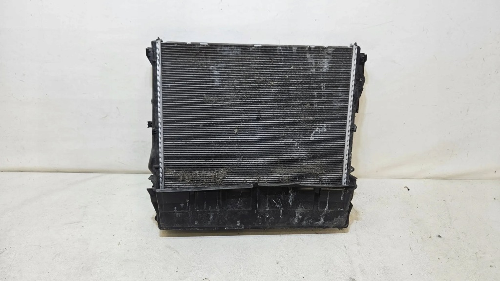 Купити Радіатор води впуск mercedes sprinter w907 a9075001200