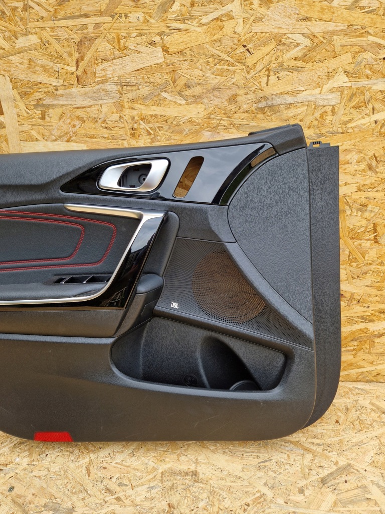 фото №3, Оббивка двері ліва перед kia ceed iii gt line