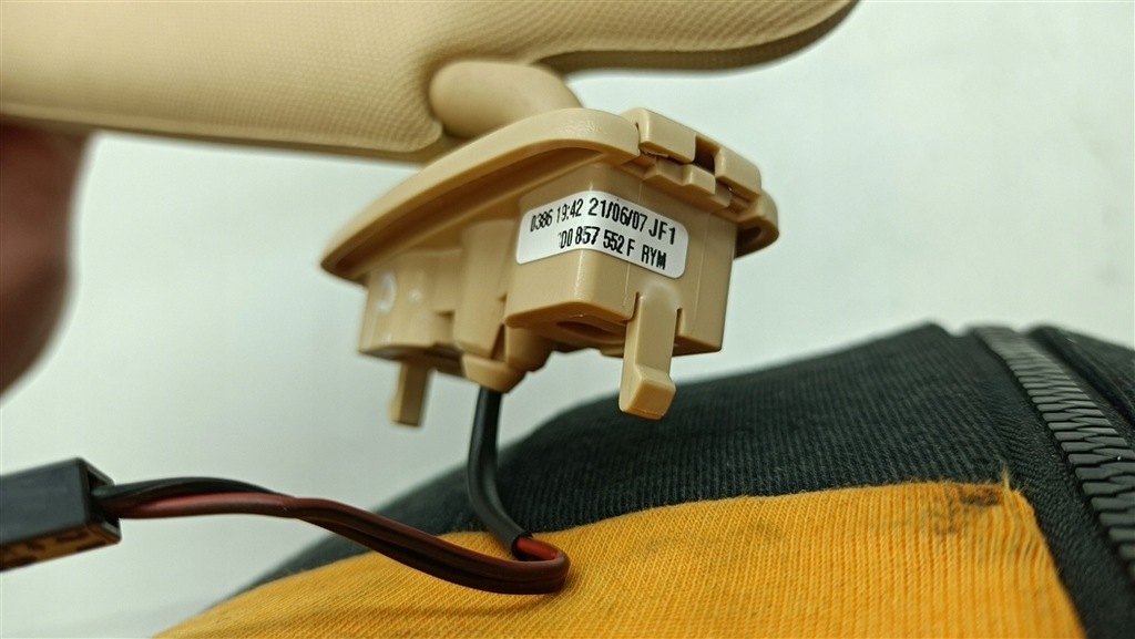 фото №8, Козирок сонцезахисний козирок vw phaeton 3d 02-10 3.0 tdi 3d0857551f