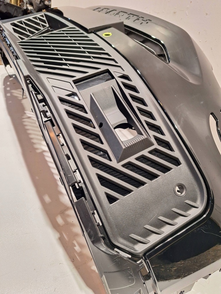 фото №11, Бампер перед новый 735786426 fiat 600e abarth 24-