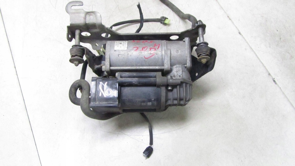 фото №1, Mercedes e-klasa компрессор w213 213 a0993200004