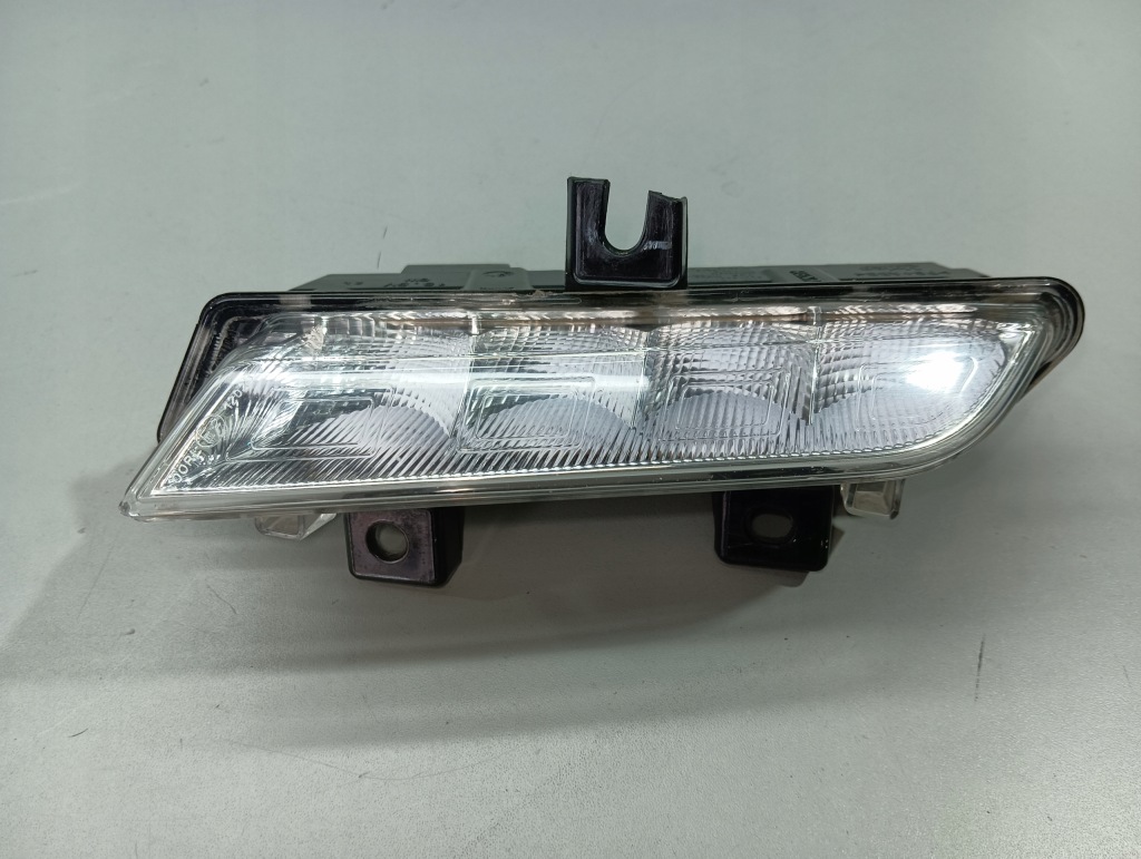 Купити Фара протитуманна фара led drl лівий перед renault clioi iv 266059493r