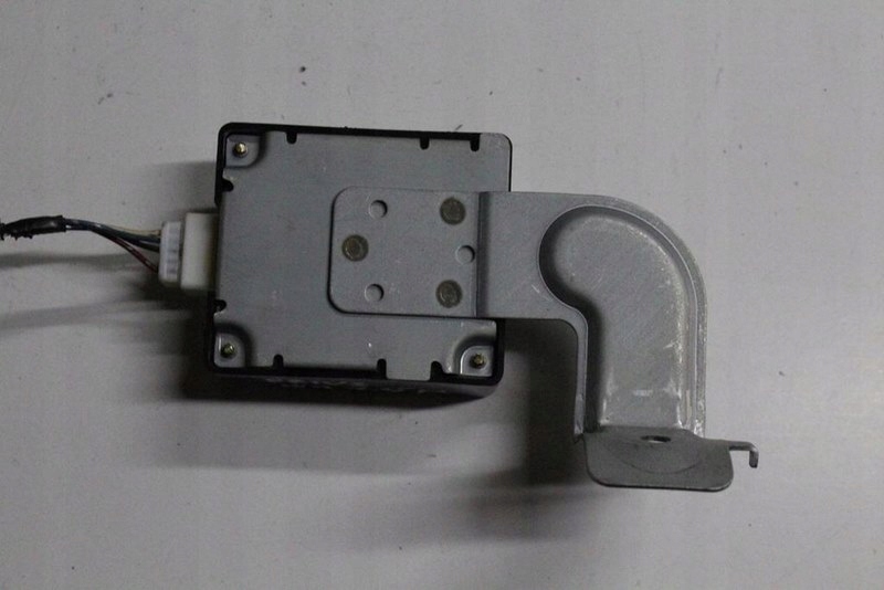 фото №2, Toyota prius 01 модуль блок управления