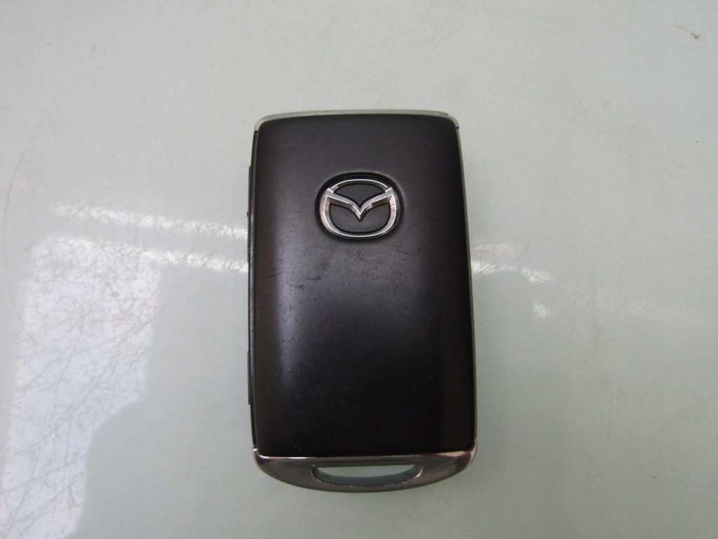 фото №1, Mazda 3 bp iv 2.0 19r ключ pilot