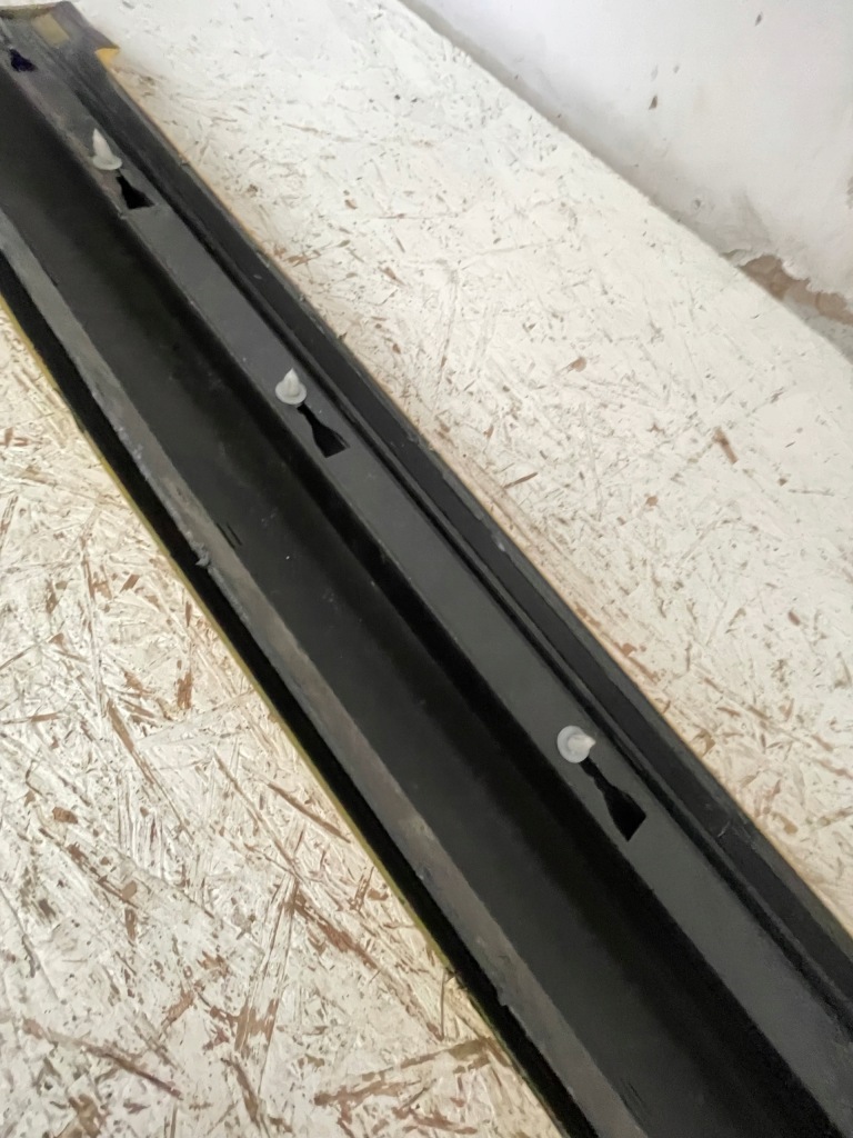 Молдинг правый  порог fiat 500 abarath 735509256 Оригинал