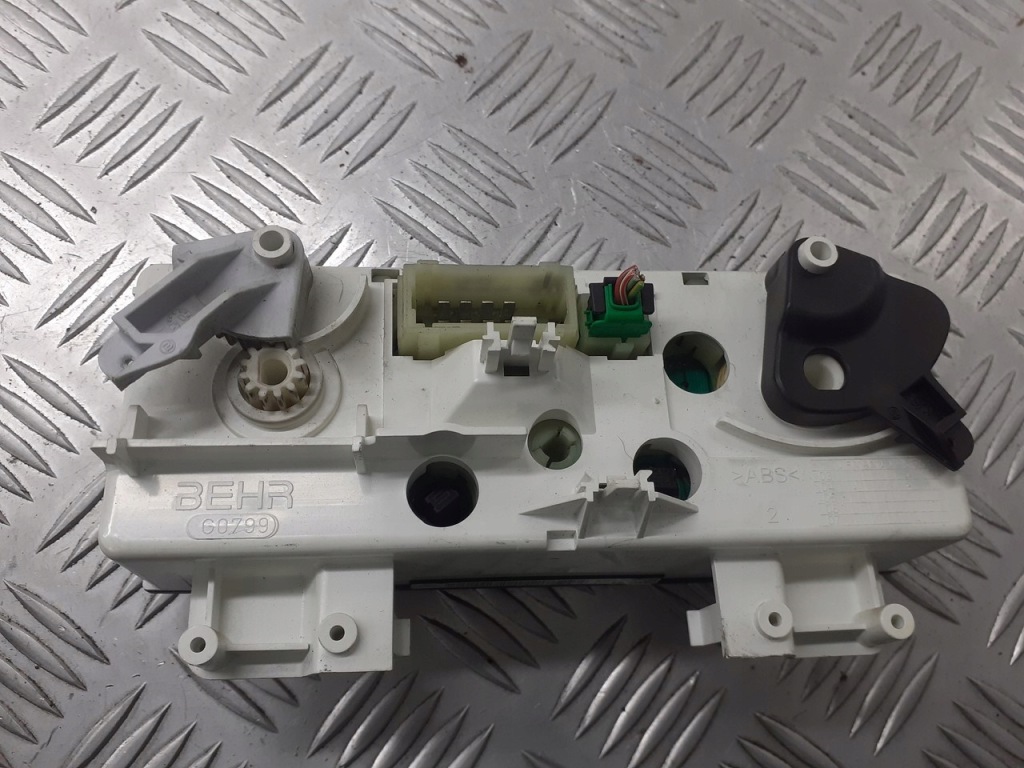 фото №3, Панель управление обдув citroen c4 c2567b5ch