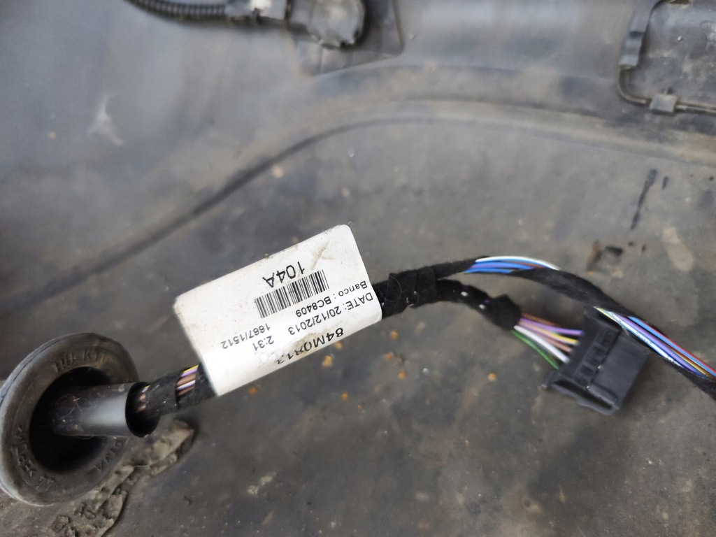 фото №13, Бампер задняя kompletny pdc hak audi q3 8u 2014