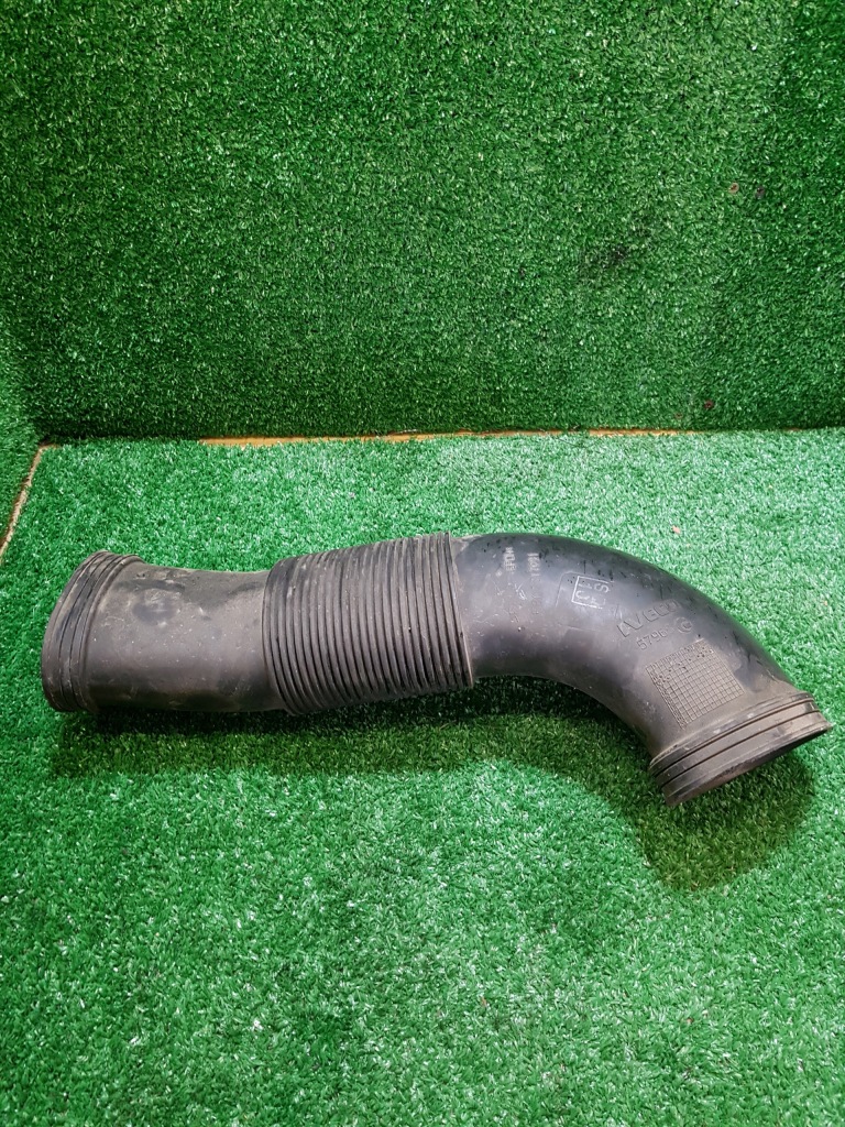 Купити Шланг труба повітря iveco daily 4 5801317091