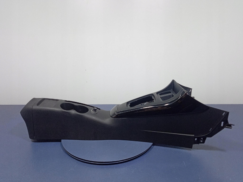 фото №1, Alfa romeo giulietta туннель средний europa