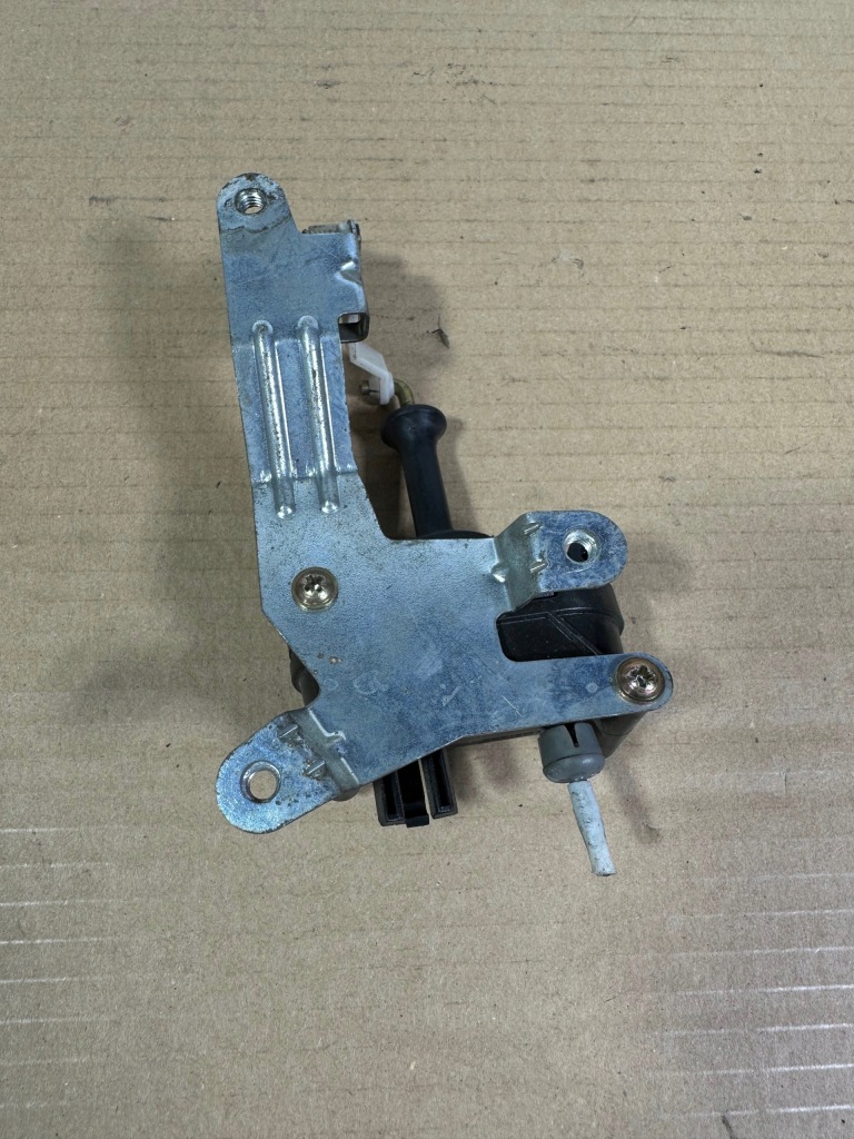 Привод крышки багажника mercedes w140 в Украине