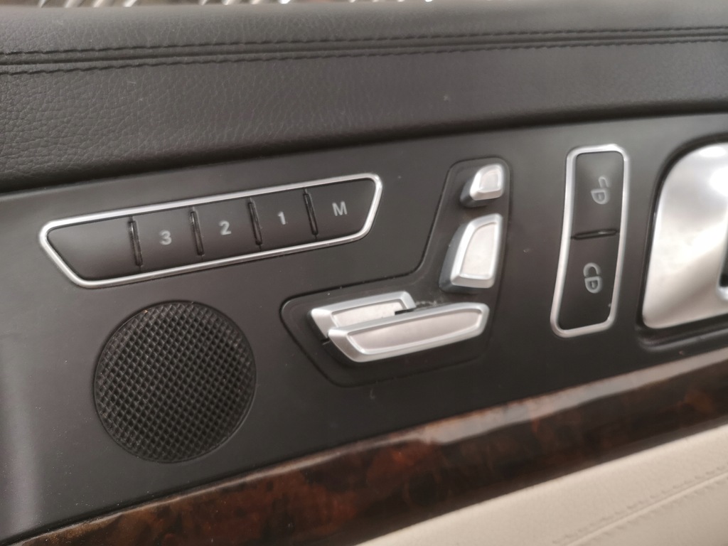 фото №10, Обшивка дверь правый перед mercedes sl r231 eu