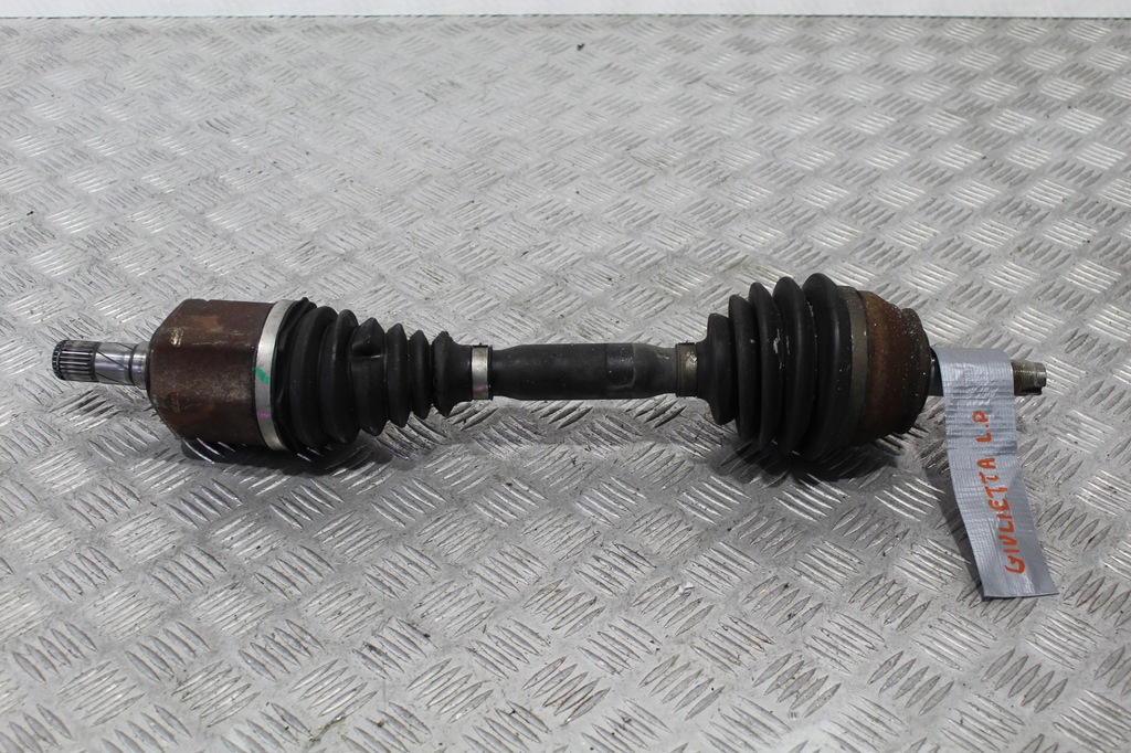 фото №1, Приводной вал левый перед giulietta veloce