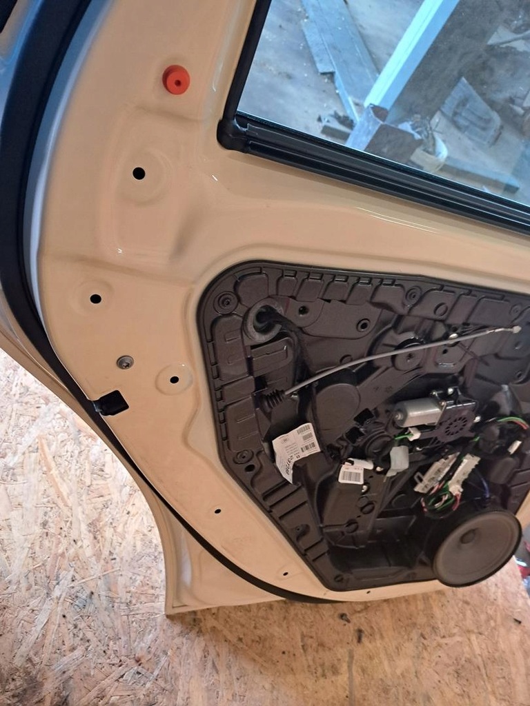 фото №7, Mercedes w247 b-klasa двері ліва задня задні kpl