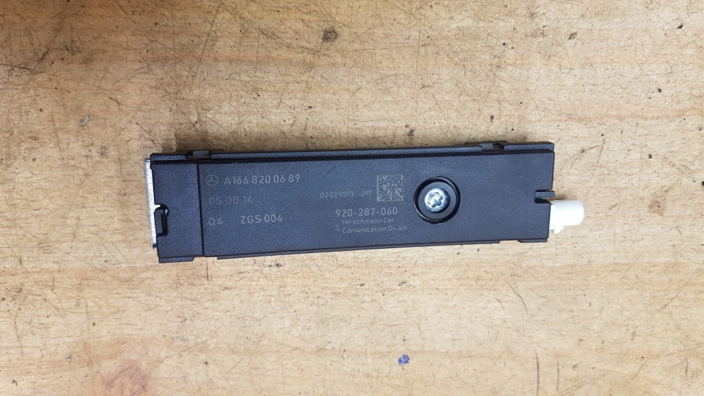 Купить Усилитель антенны mercedes w246