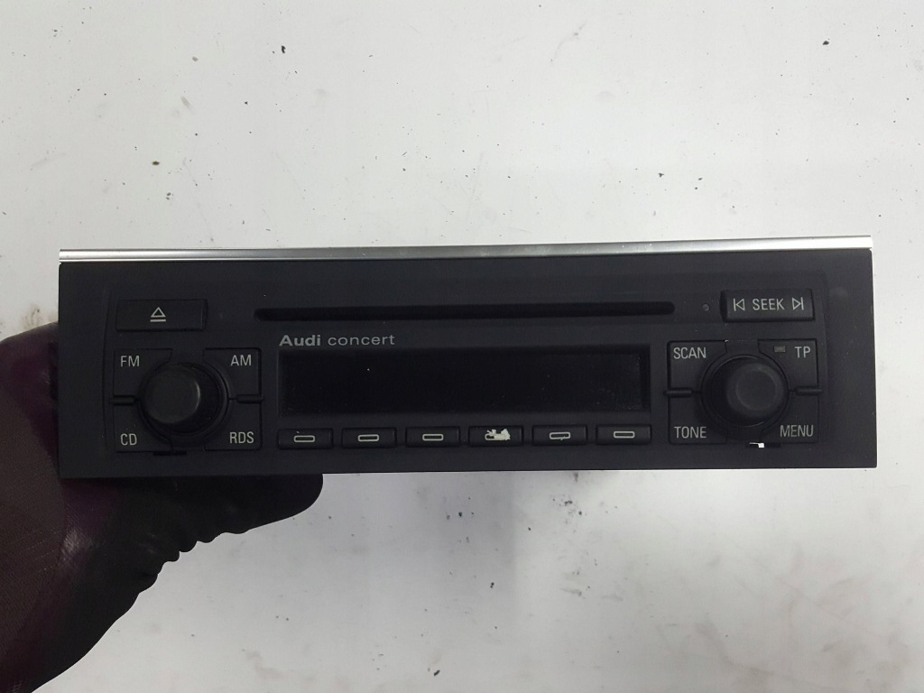 Купити Audi a4 b7 04-07r радіо cd радіопрогравач