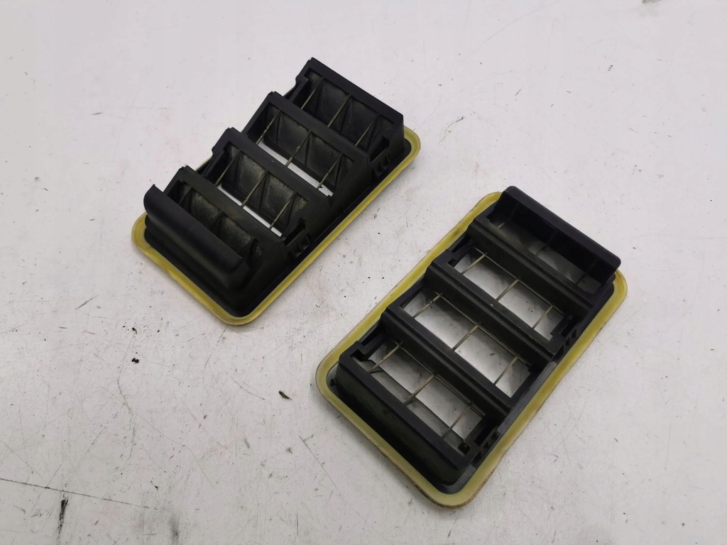 фото №6, Land rover evoque i 2015 решітка вентиляційна pod бампером заднім