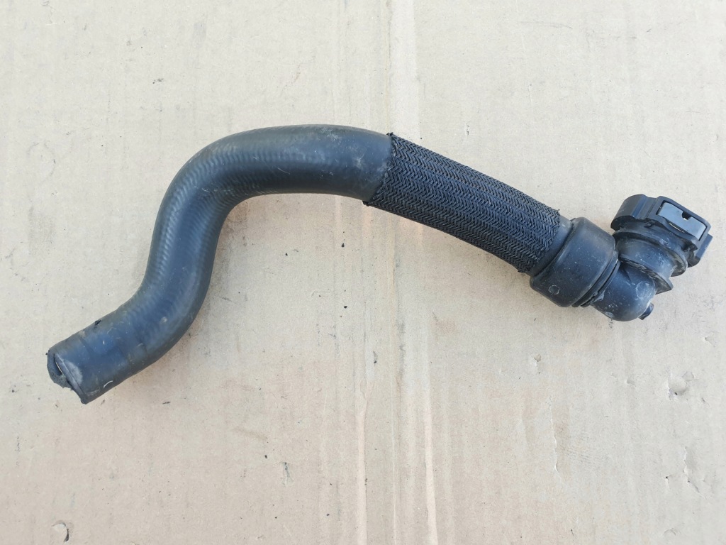 фото №1, Шланг труба пабтрубок  воды nissan micra k14 924005fn0a