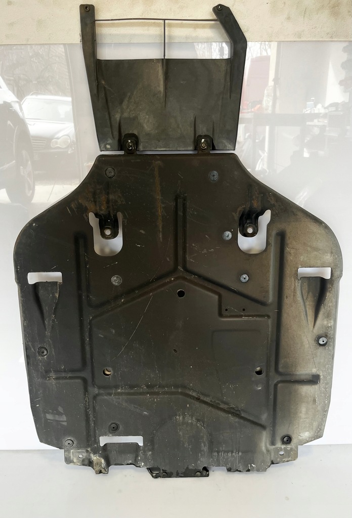 фото №1, Mercedes r-klasa w251 металлическая защита pod двигатель a2515240026