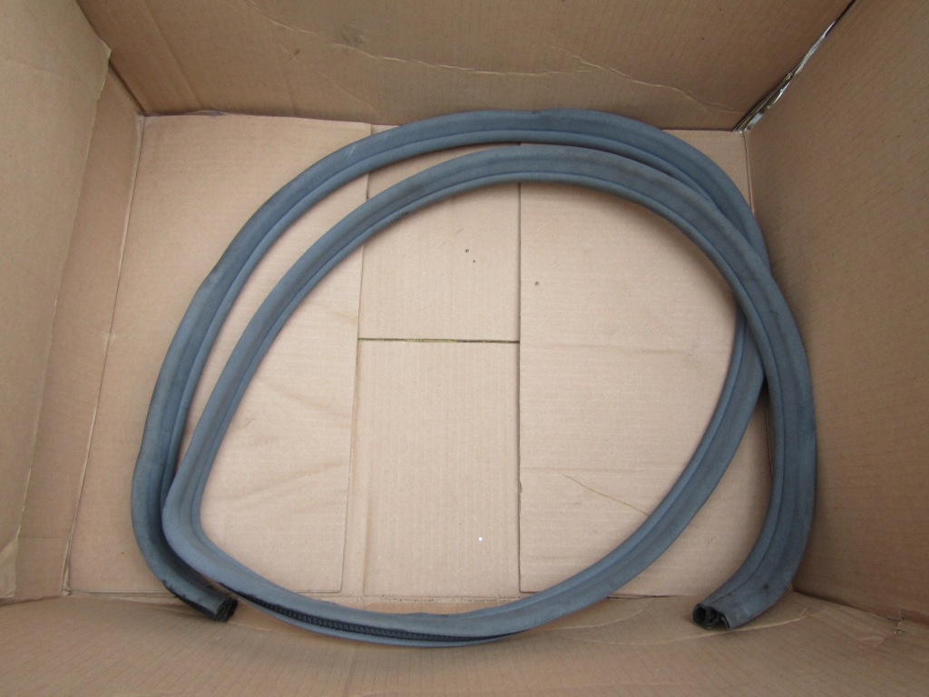 Купити Mercedes w140 права передня тканинна прокладка кузовна na двері pp