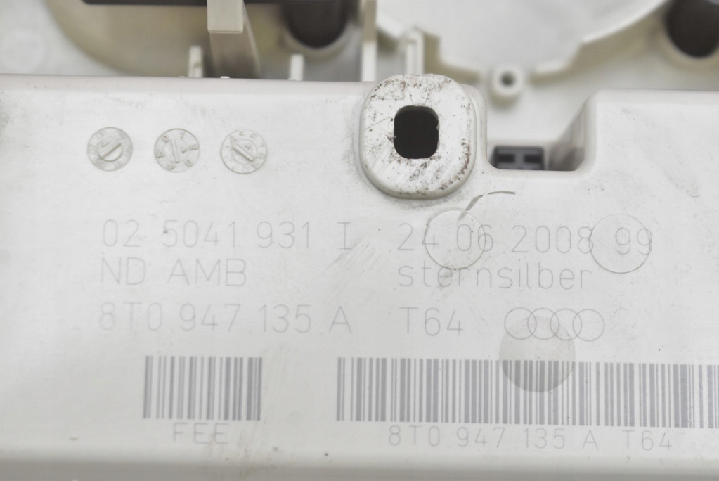 фото №15, Лампа освітлення салону перед 8t0947135a audi a4 b8 07-11