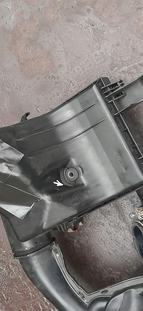 фото №10, Корпус фільтра повітря 1.8 toyota prius iii 17812-37030