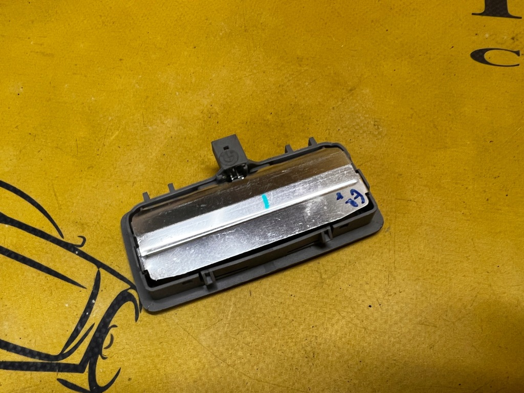 фото №4, Лампа освітлення стельовий салону дзеркало bmw 5 f07 f10 f11 7 f01 f02