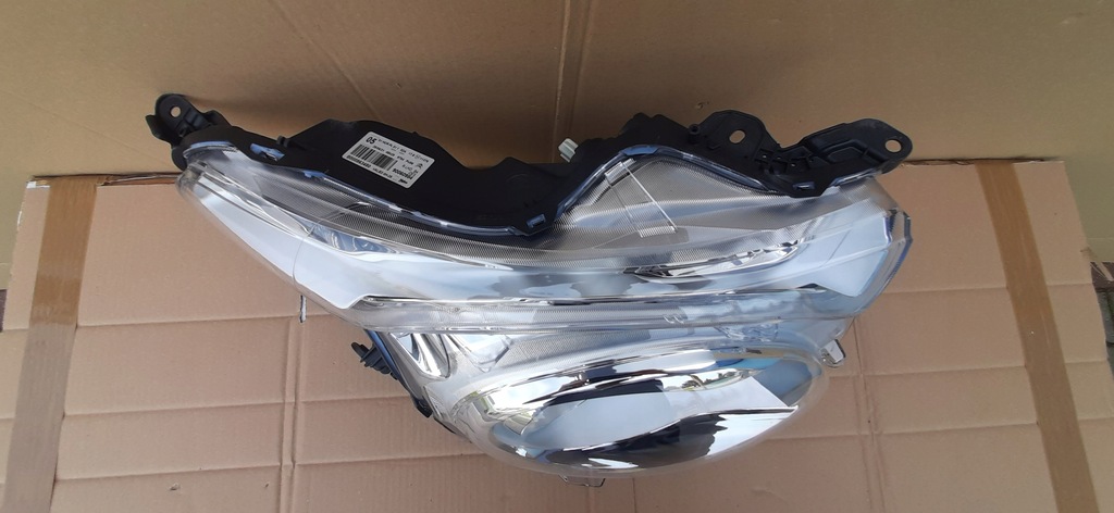 фото №10, Лампа перед правая citroen c1 ii 14- nowa