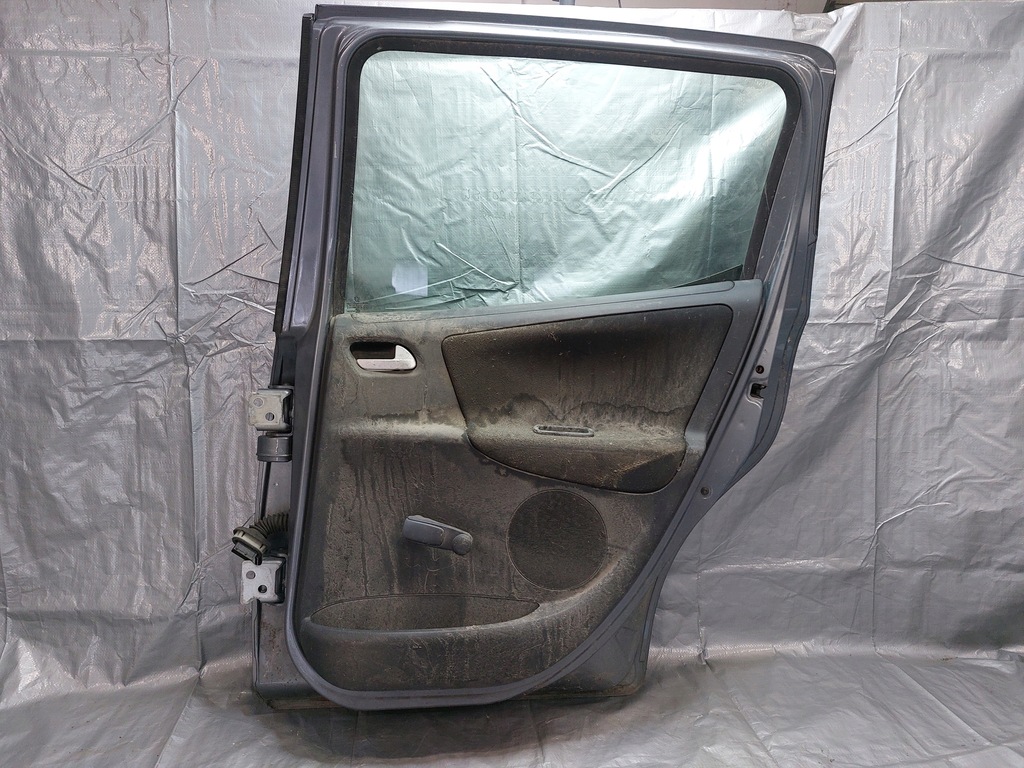 фото №10, Дверь правое задние peugeot 207 sw