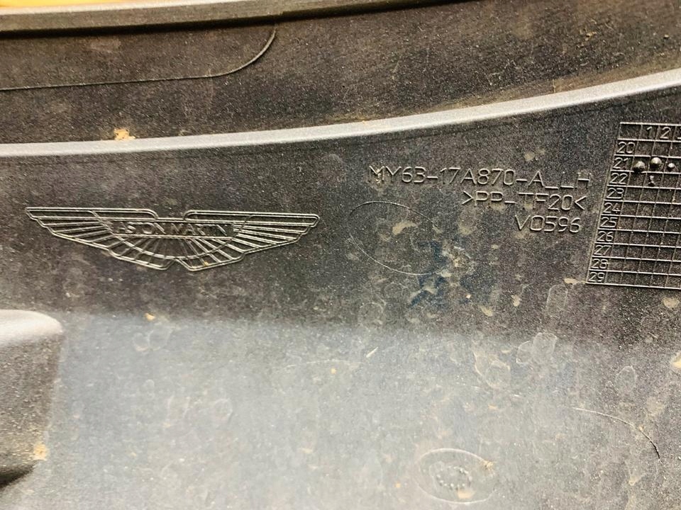 Aston martin vantage f1 бампер перед my6317a870a Оригинал