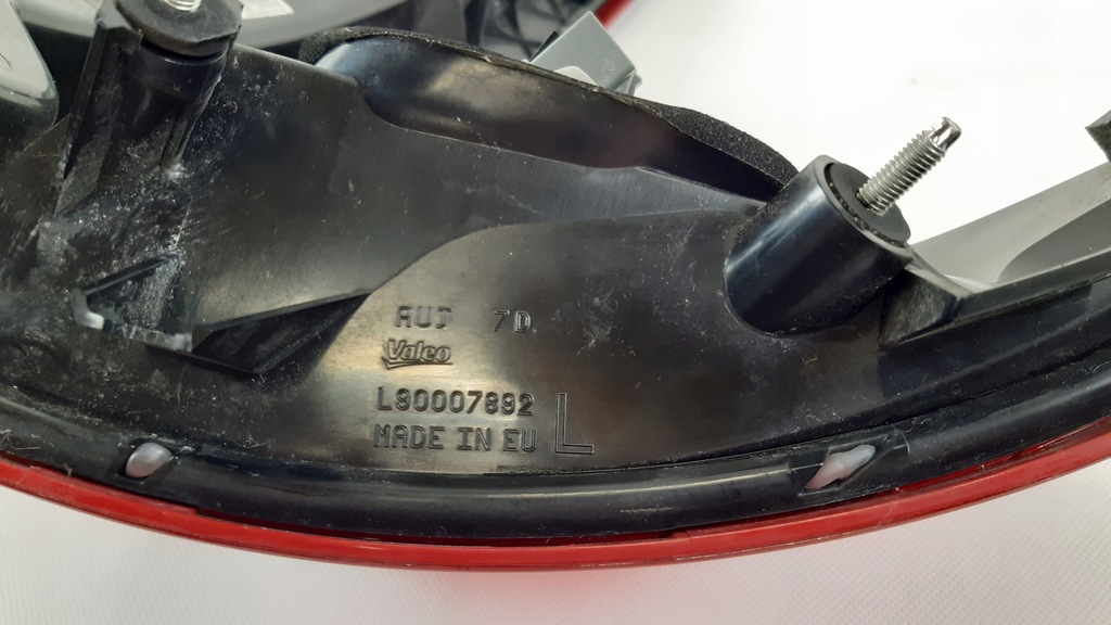 фото №11, Volvo xc60 i lift лампа левая задняя 31323034