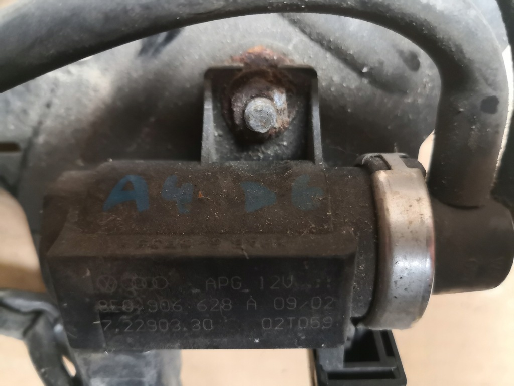 фото №6, Клапан вакууму audi a4 b6 8e0906628a