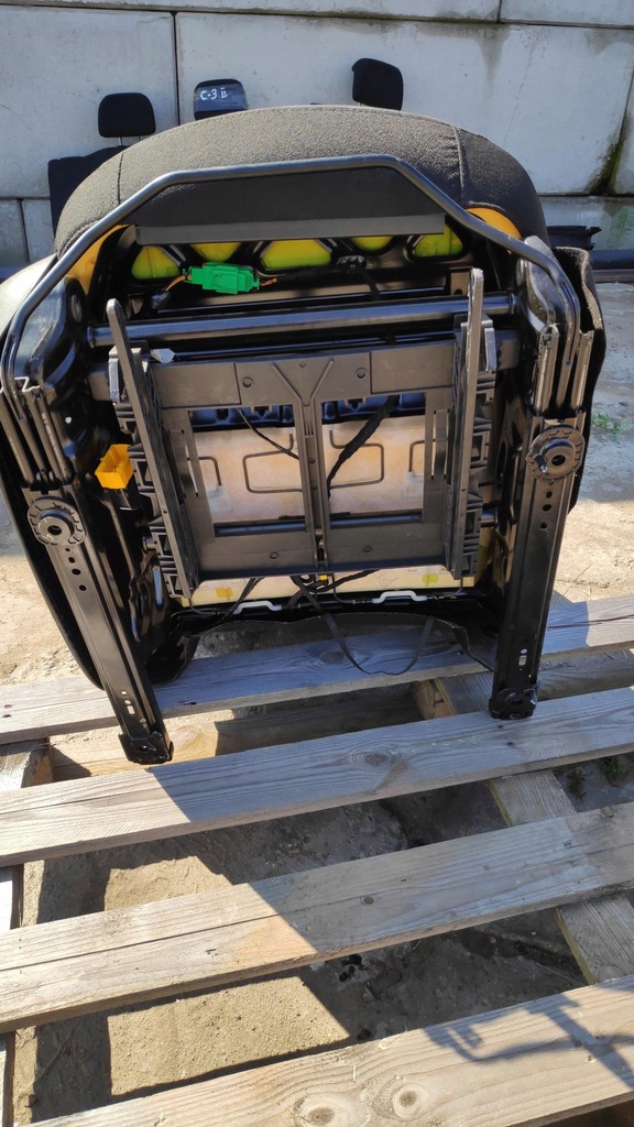 фото №9, Сиденье правый перед citroen c3 ii