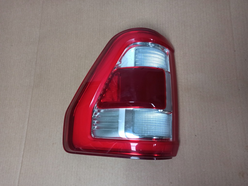Купити Лампа права задній led ford f150 ml34-13b504-cz америка