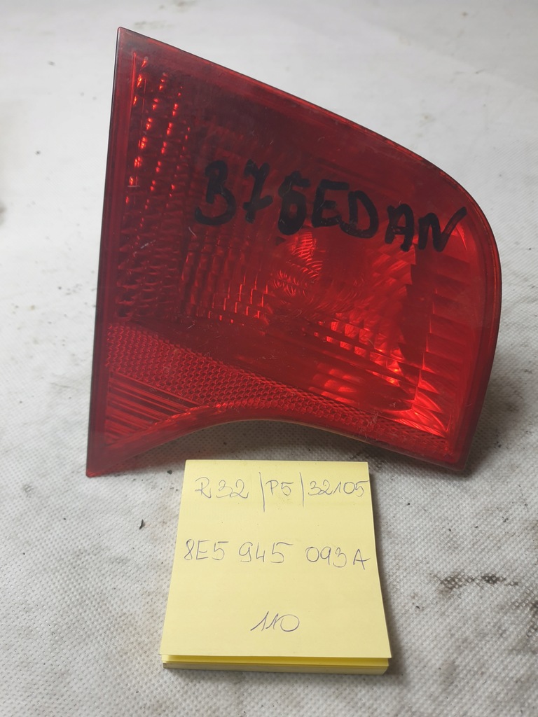 фото №1, Audi a4 b7 sedan лампа левая задняя w крышка 8e5945093