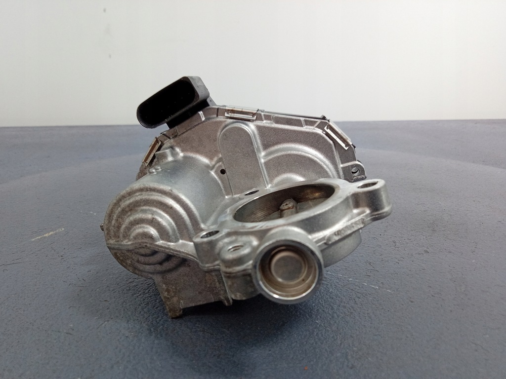 фото №5, Skoda octavia iv 2.0 tdi дроссельная заслонка 05l131501c