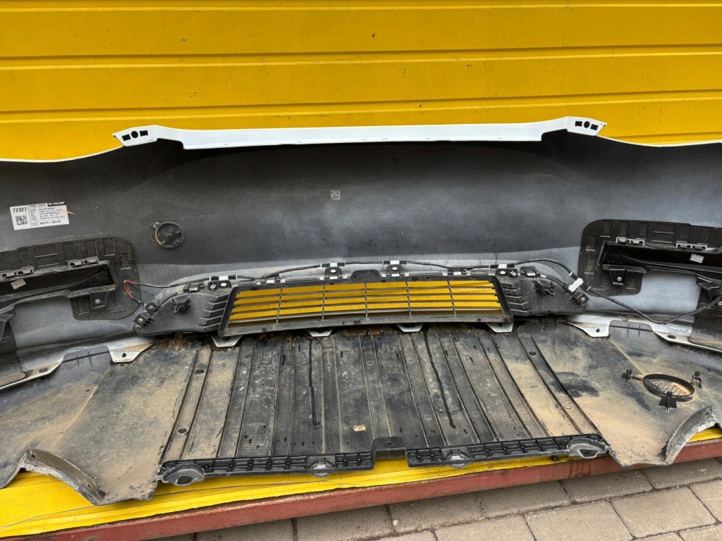 фото №9, Tesla model y бампер перед kompletny ppsw 2024r.