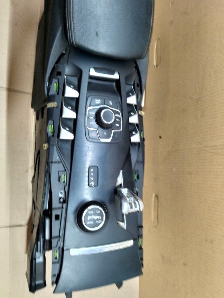 фото №12, Туннель средний подлокотник панель управление citroen ds5