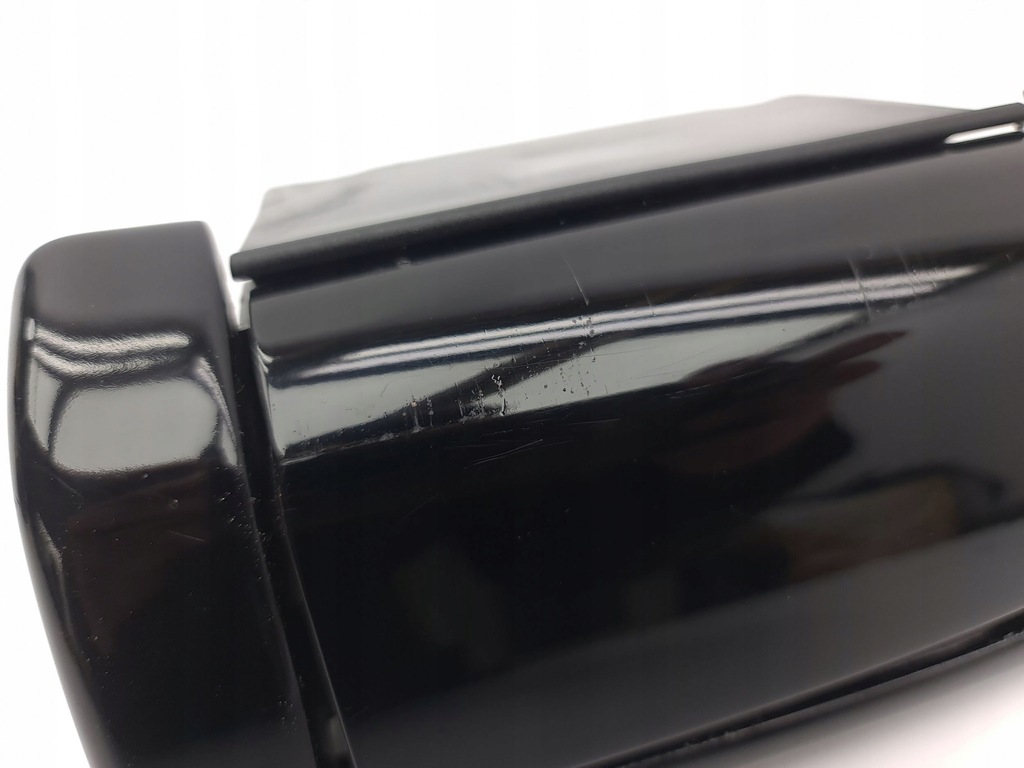 фото №12, Maserati quattroporte 2008 попільничка передня