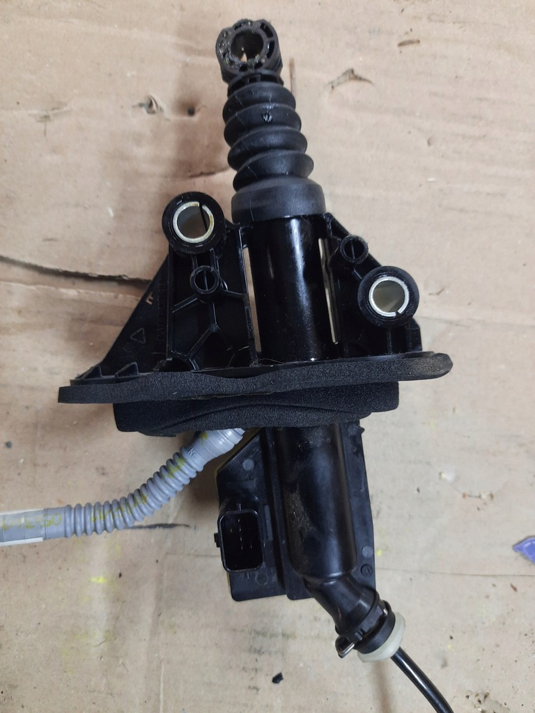 фото №5, Scenic iv 1.2 tce насос сцепления шланг