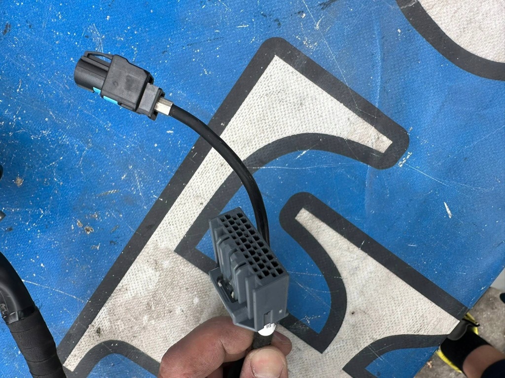 фото №6, Volvo v90 зеркало левая 14 pin камера