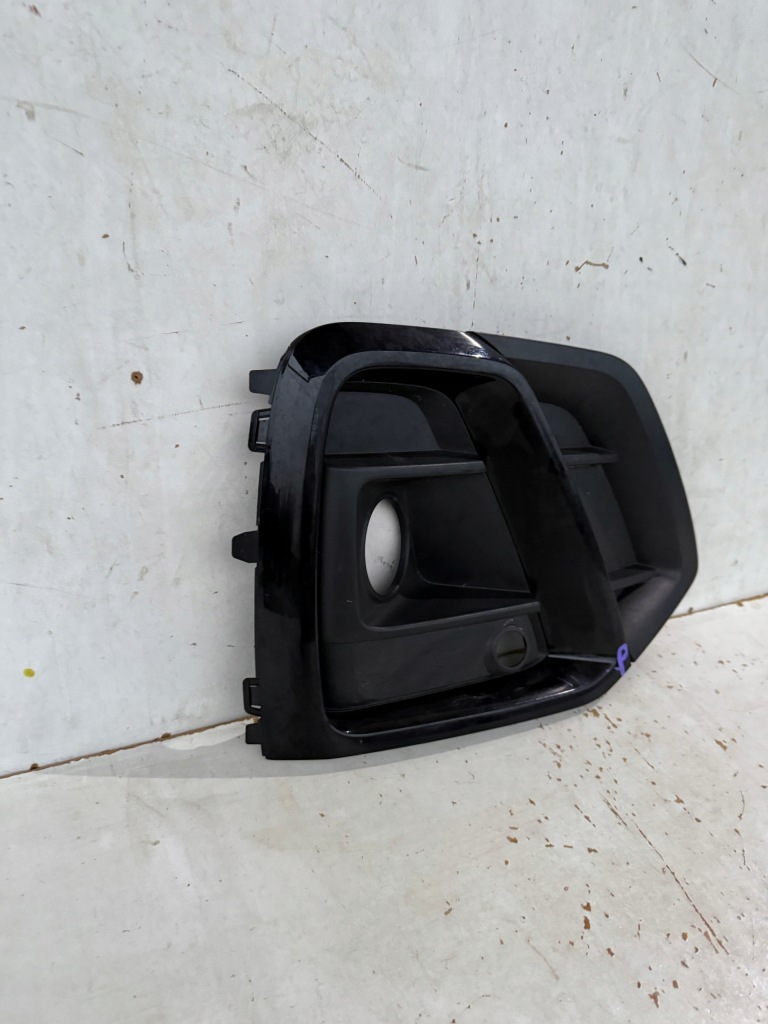 Audi q5 2 рестайлинг  s-line решётка бампера Недорого