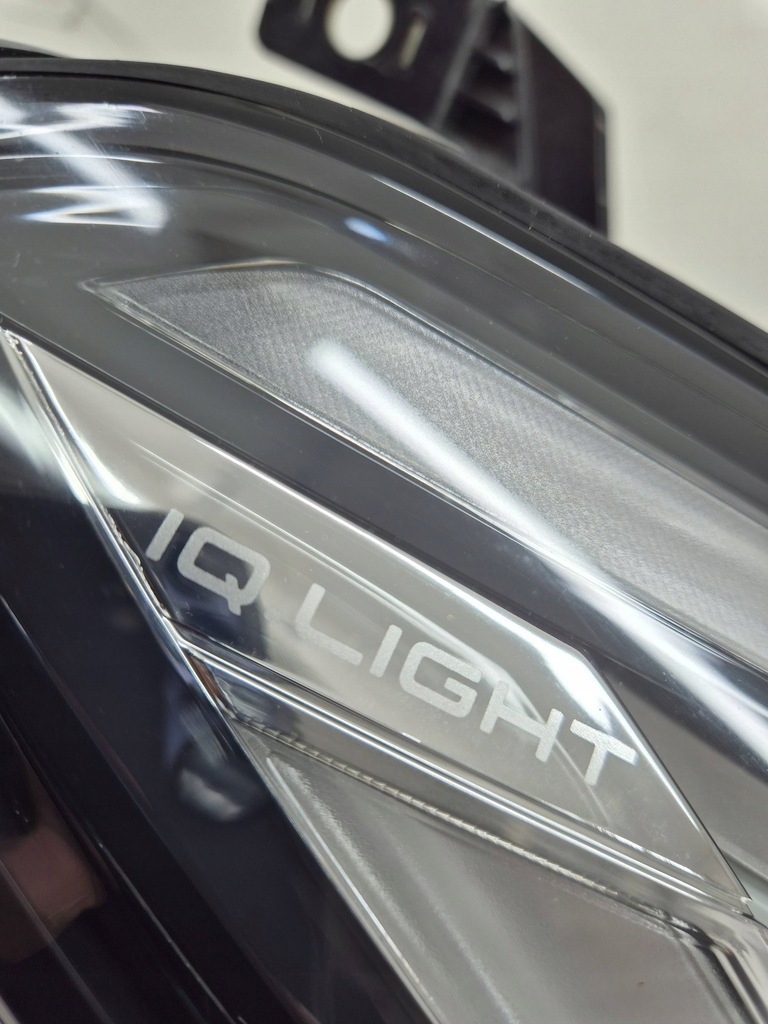 фото №6, Volkswagen id.3 2022 правая сторона лампа передняя