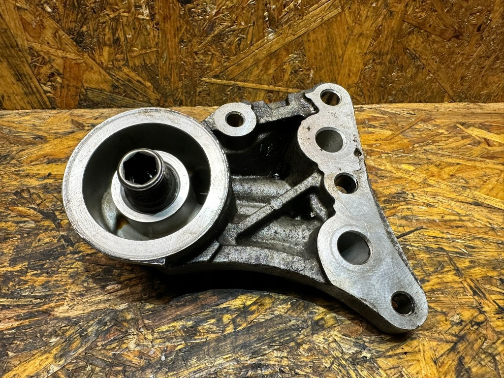 фото №1, Основание корпус фильтра масла toyota corolla 1.6 1zr 2zr