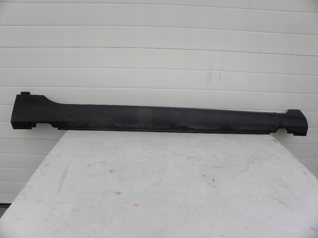 фото №1, Peugeot 2008 i накладка порог правая