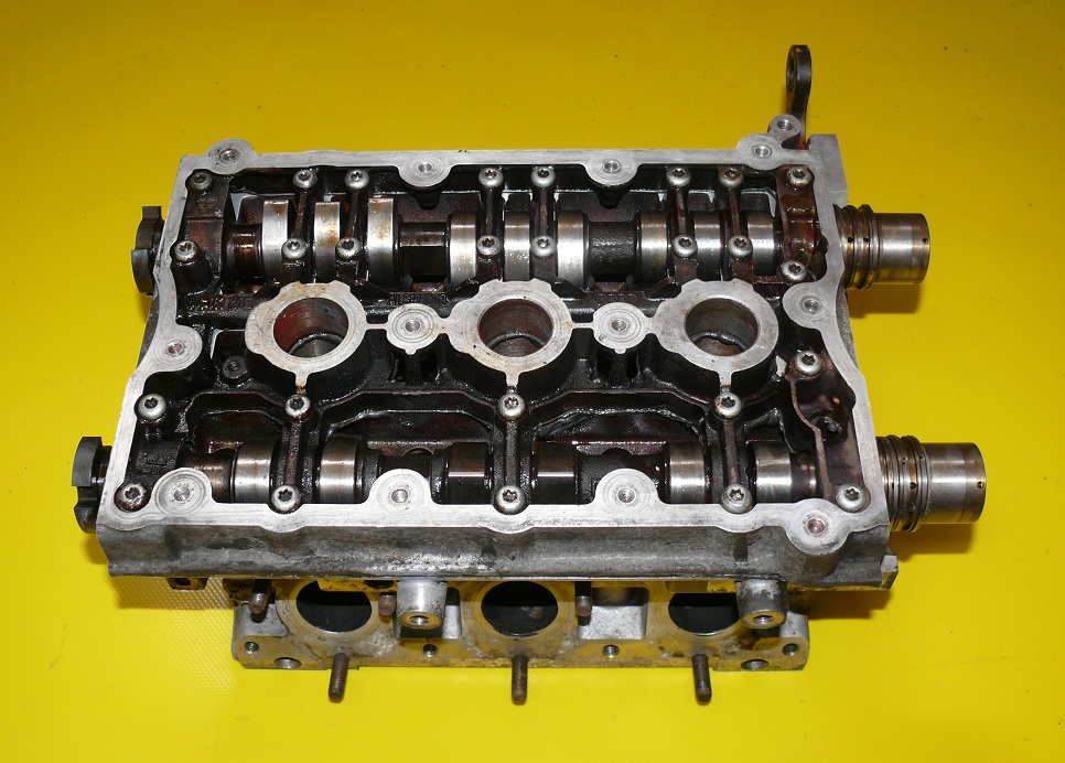 Головка головки двигуна ліва + права audi a6 c5 a4 b6 3.0 v6 asn splanowane Ціна