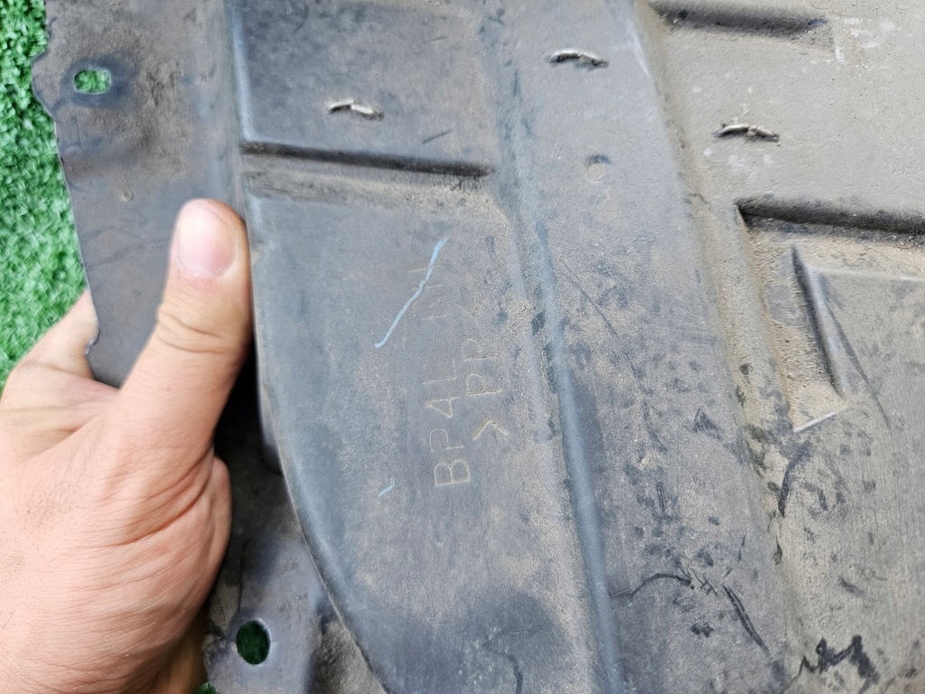 фото №14, Подкрылок левый перед mazda 3