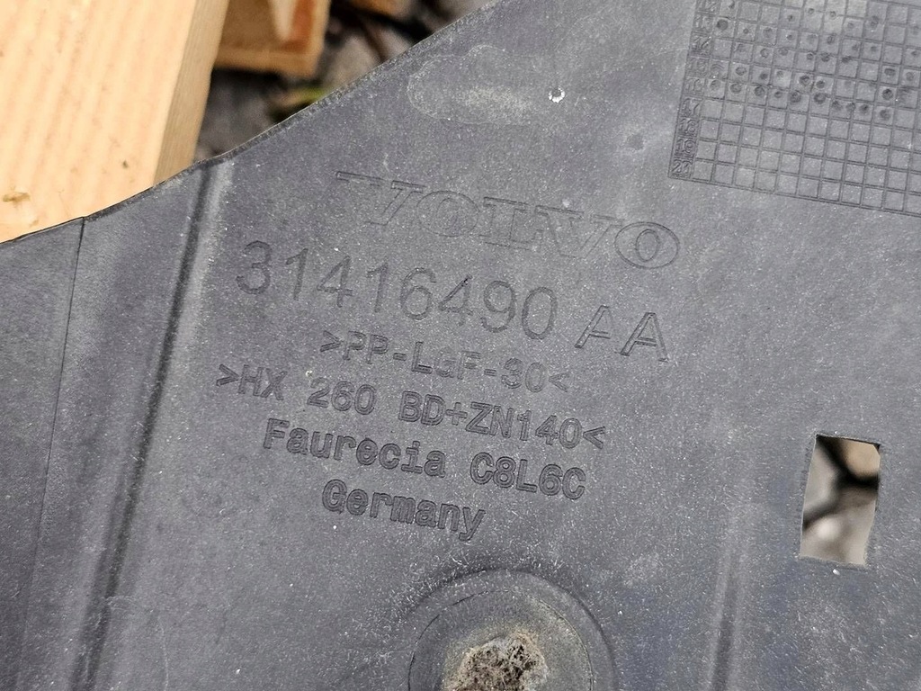 фото №11, Усилитель передний volvo v40 v40 cc 2012-2019 pas передний панель фары 31416490