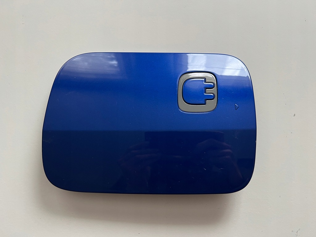 фото №1, Kia soul 2019- крышка зарядки