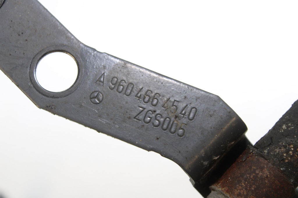 фото №4, Mercedes actros mp4 шланг насоса усилителя